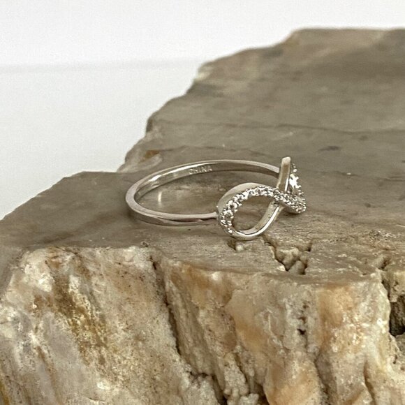 Sterling Silver 925 YGI Round Cubic Zirconia CZ Infinity Symbol Ring Size 7.75 - Picture 14 of 16
